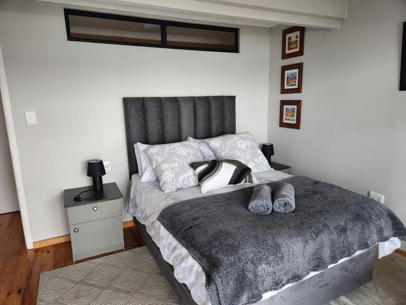 To Let 2 Bedroom Property for Rent in Outeniqua Strand Western Cape